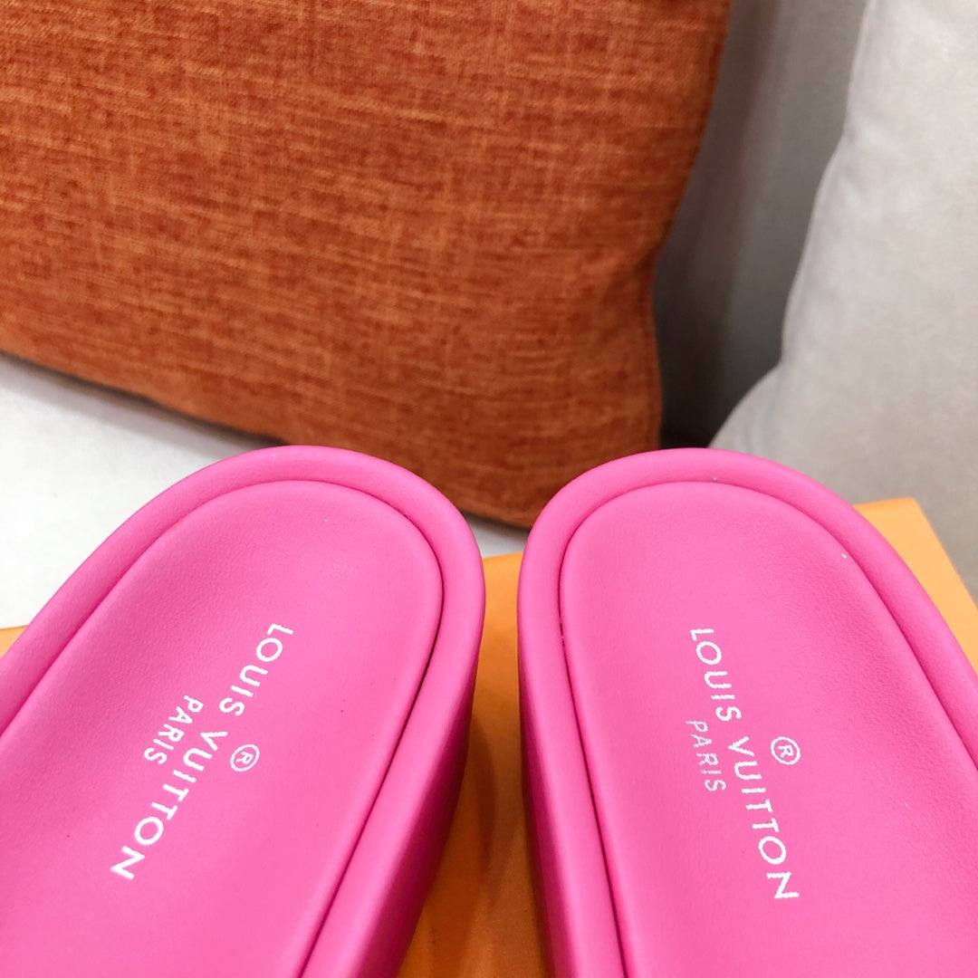 L V - Platform Slides (Pink)