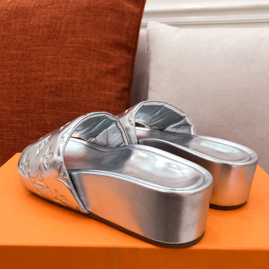 L V - Platform Slides (Silver)