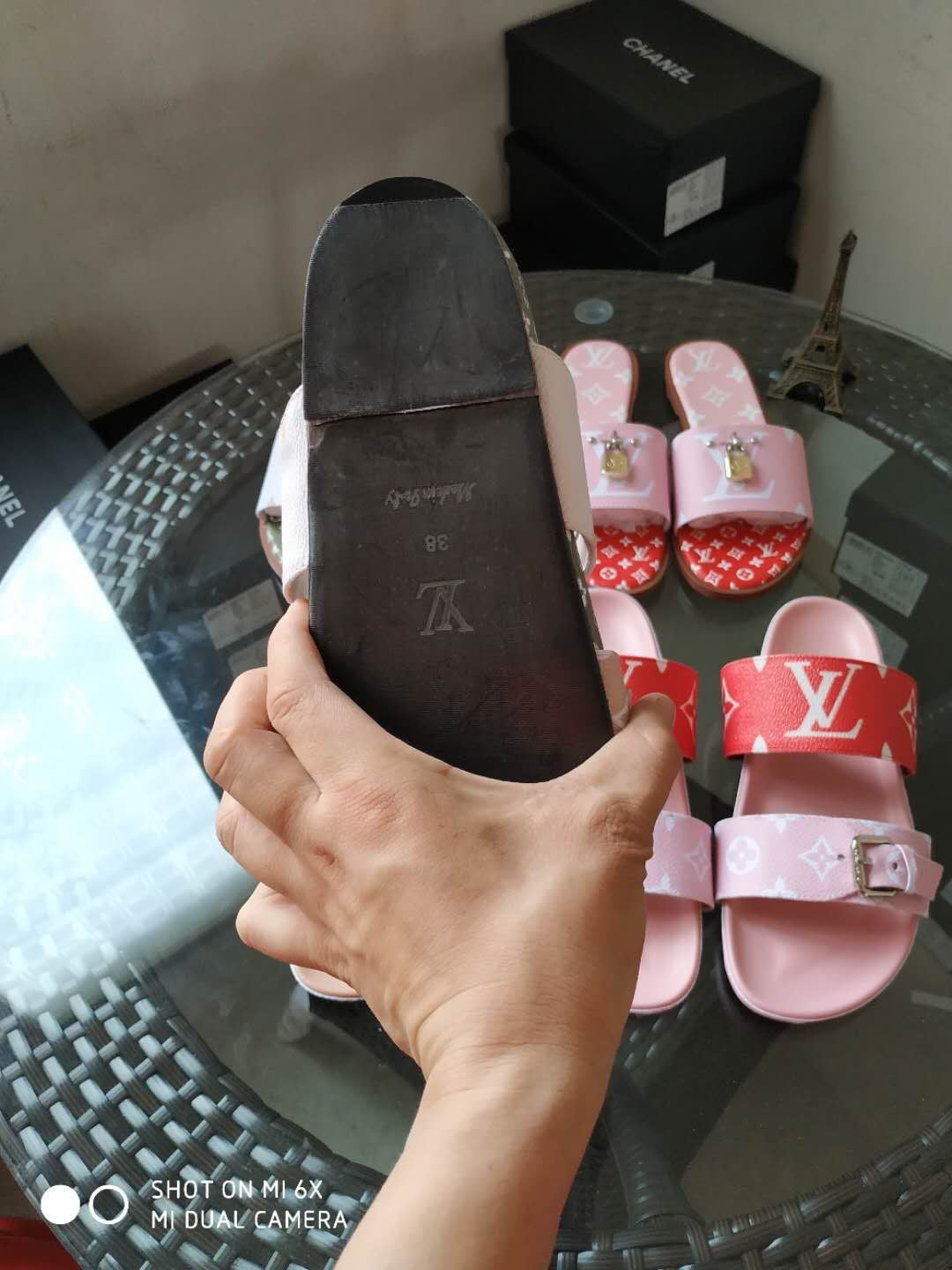 Lv sandals US